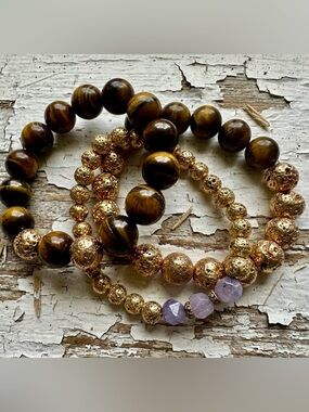 Set Of 3 Chunky Tiger’s Eye & Gold Lava Stone Bracelets w/Lavender Quartz